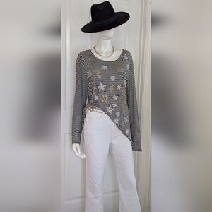 Merry Wear Black White Striped Gold Star Patterned Women's Top XL